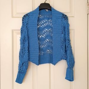 NWOT. Woman's Crop long sleeve crochet shrug.